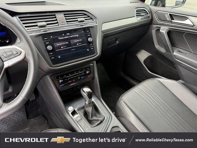 Used 2022 Volkswagen Tiguan SE FWD image 19