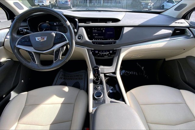 Used 2023 Cadillac XT5 Premium Luxury AWD/4WD image 14