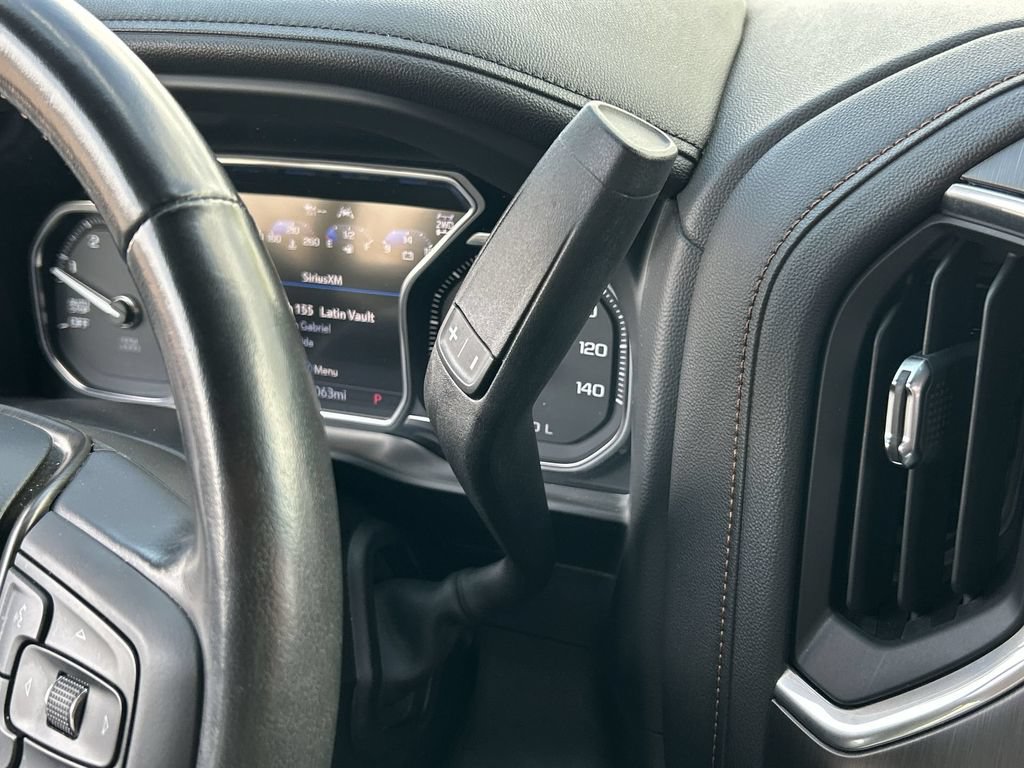 Used 2021 GMC Sierra 1500 AT4 w/ AT4 Value Package AWD/4WD image 16