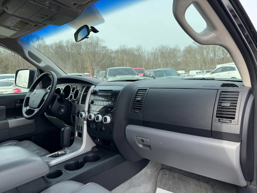 Used 2008 Toyota Sequoia SR5 image 21