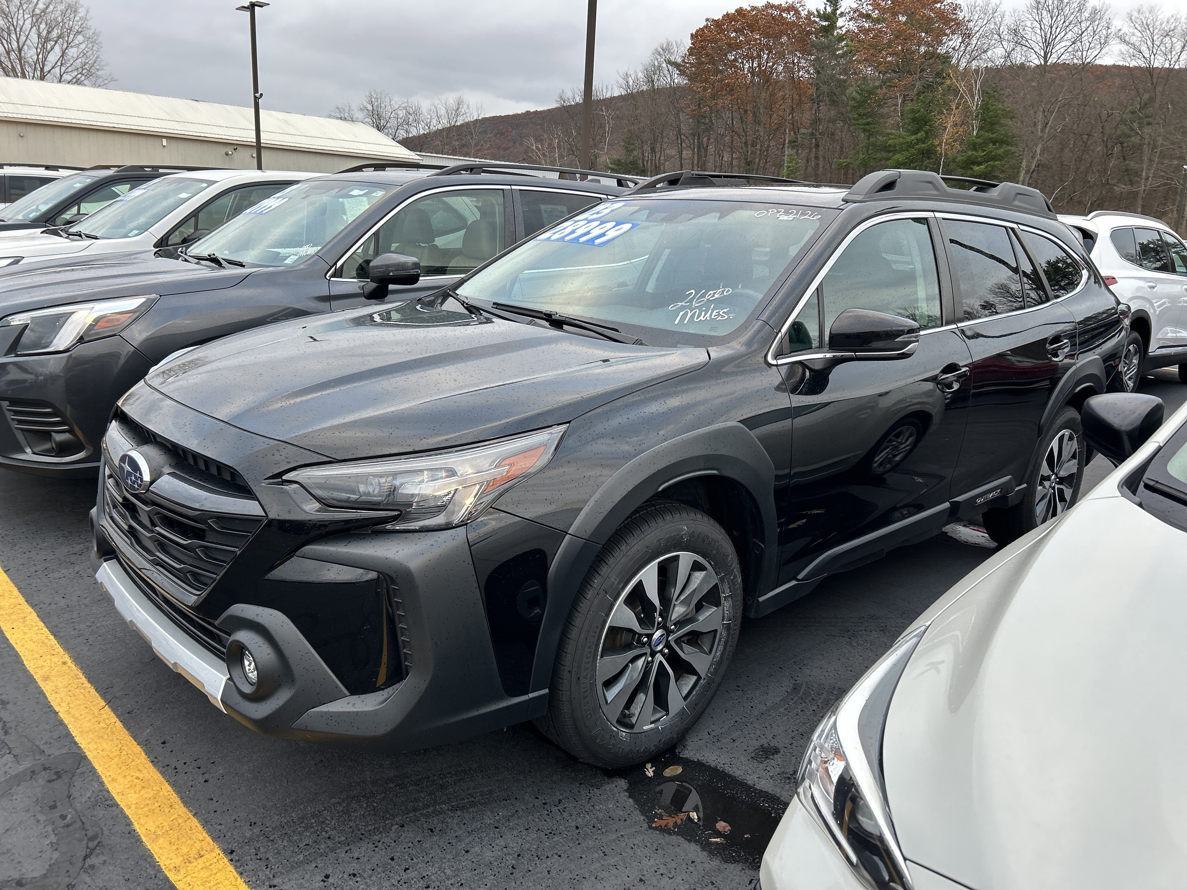 Used 2023 Subaru Outback Limited image 8