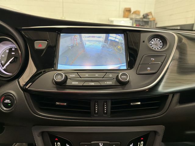 Certified 2020 Buick Envision Essence FWD image 17