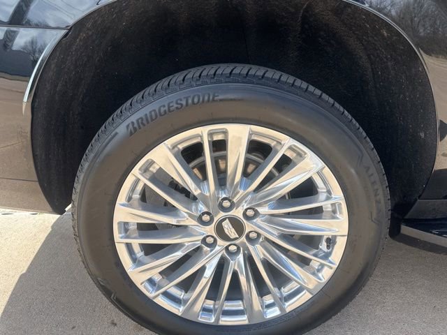 Certified 2025 Cadillac Escalade ESV Premium Luxury w/ LPO, Floor Liner Package image 12