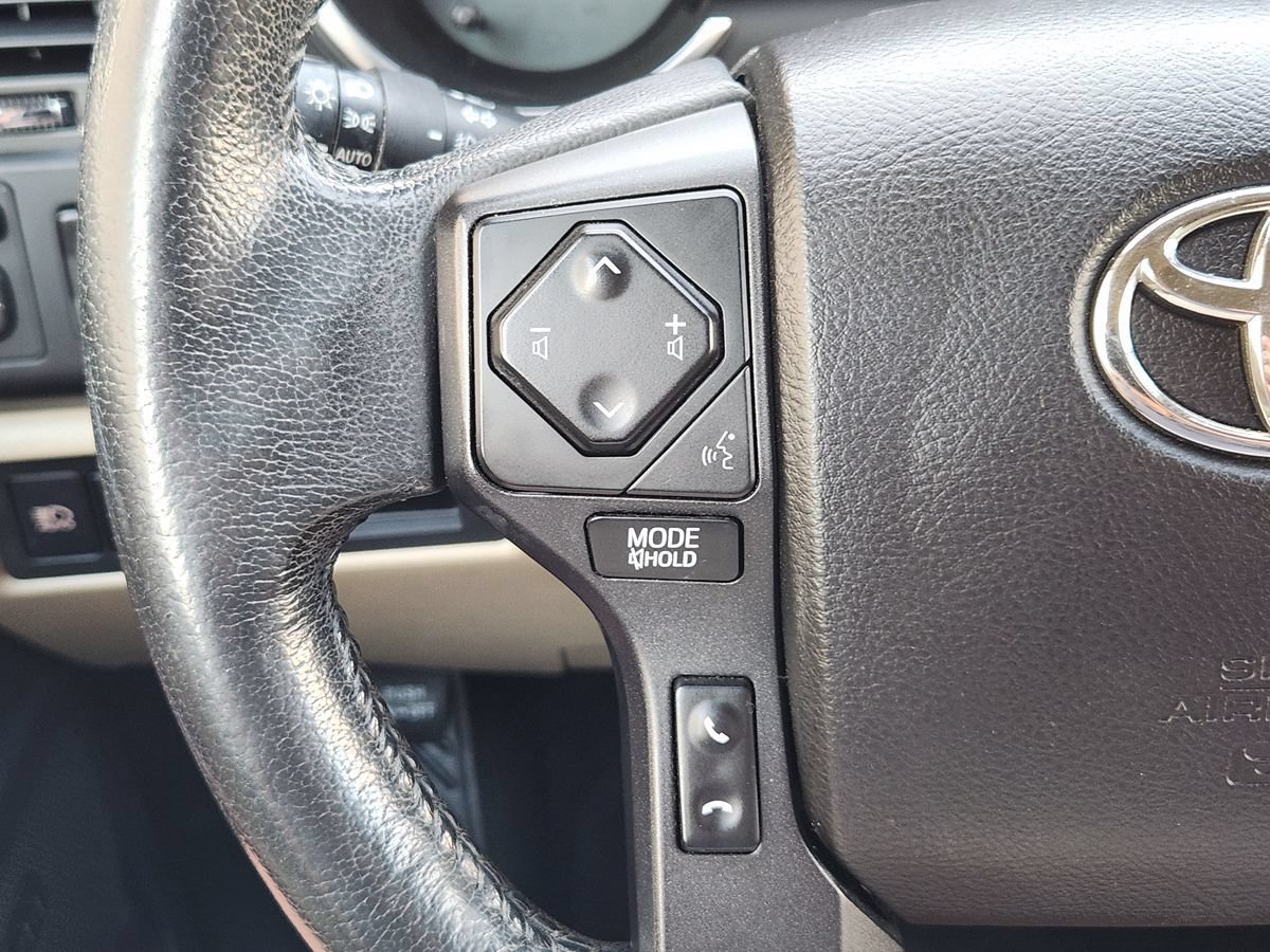 Used 2020 Toyota Sequoia Platinum RWD image 47