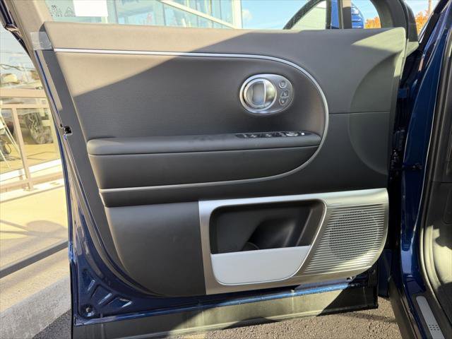 New 2026 Hyundai Ioniq 9 Calligraphy image 12