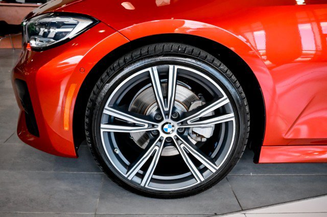 Used 2021 BMW 330i xDrive Sedan w/ M Sport Package AWD/4WD image 44