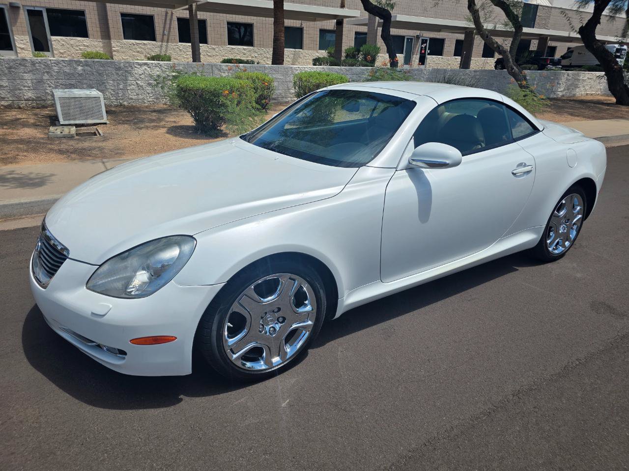 Used 2008 Lexus SC 430 Convertible RWD image 5