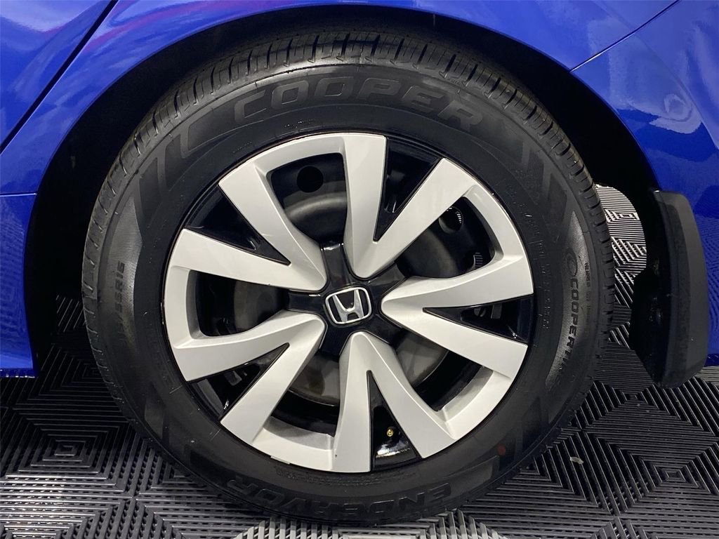 Used 2024 Honda Civic LX image 32