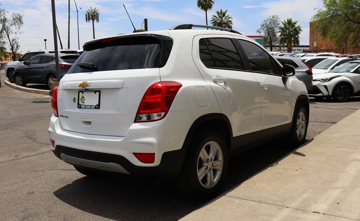 Used 2021 Chevrolet Trax LT AWD/4WD image 13
