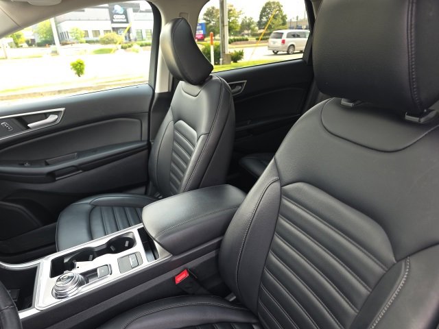 Used 2024 Ford Edge SEL w/ Convenience Package image 10