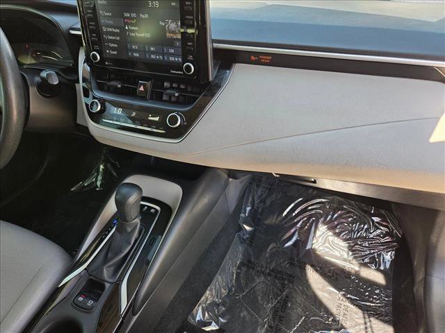 Used 2022 Toyota Corolla LE FWD image 20