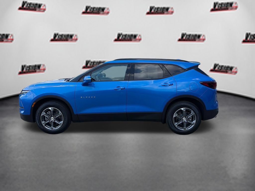 Used 2026 Chevrolet Blazer LT AWD/4WD image 9