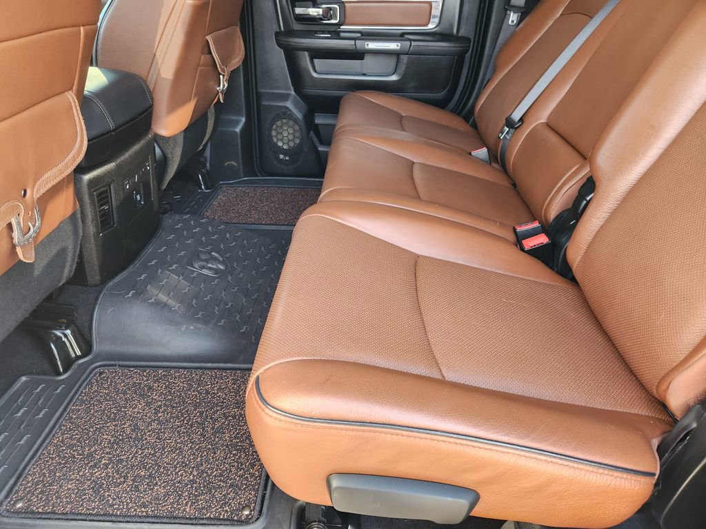 Used 2018 RAM 3500 Laramie Longhorn image 34