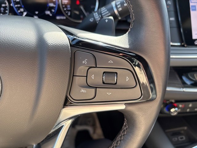 Used 2022 Buick Enclave Premium image 11