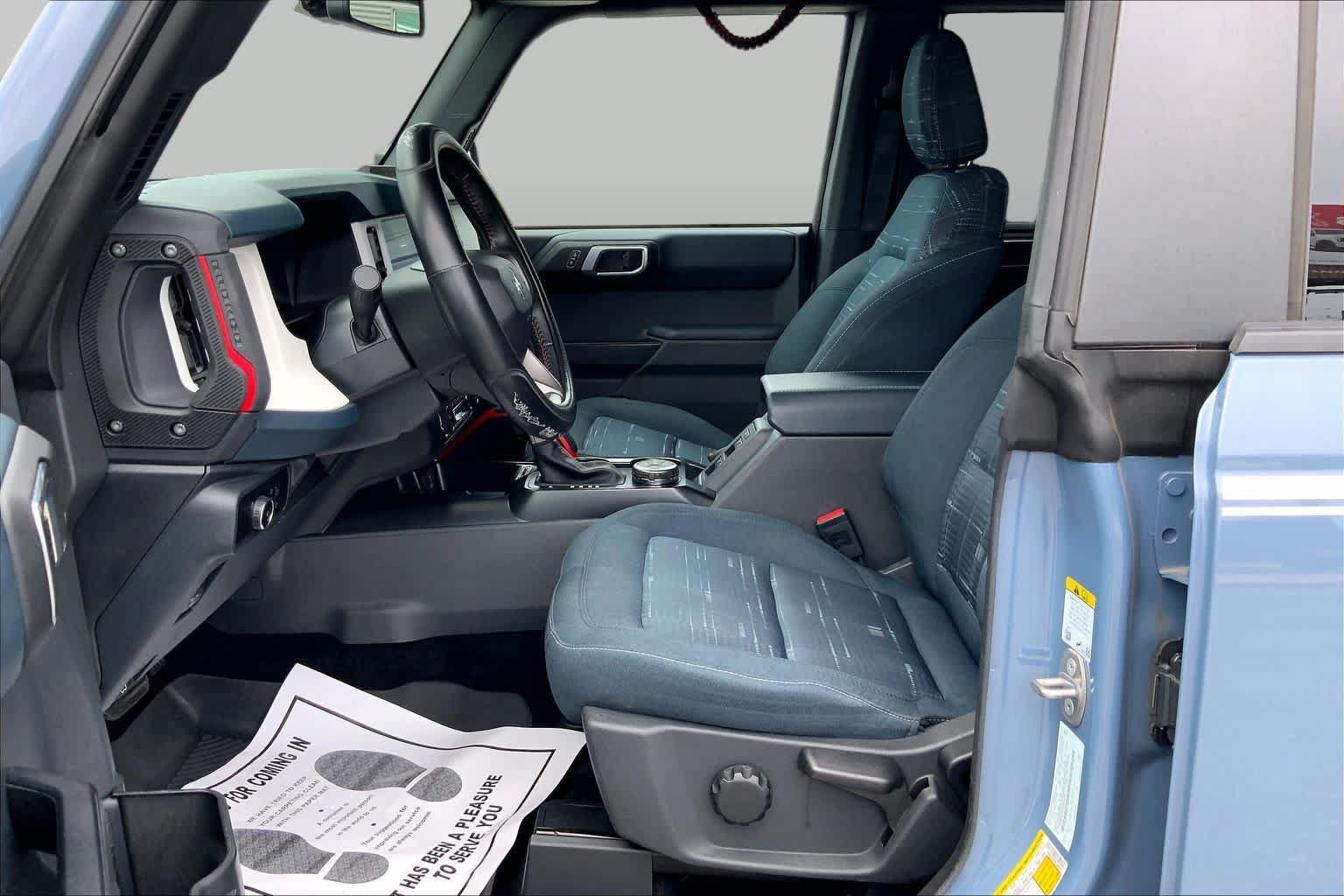 Used 2025 Ford Bronco Heritage Edition AWD/4WD image 8