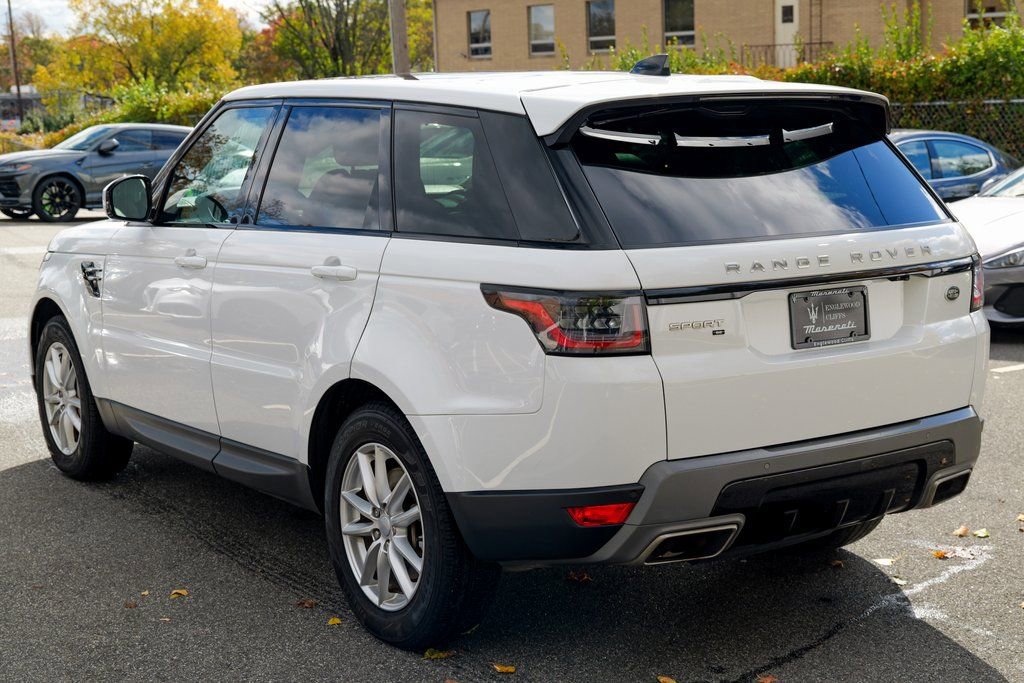 Used 2022 Land Rover Range Rover Sport SE image 5