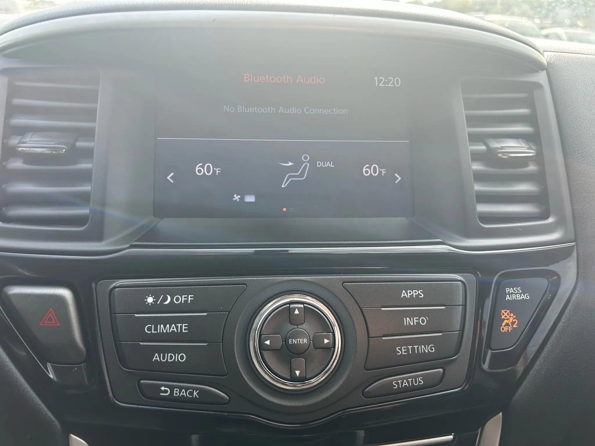 Used 2018 Nissan Pathfinder S image 14