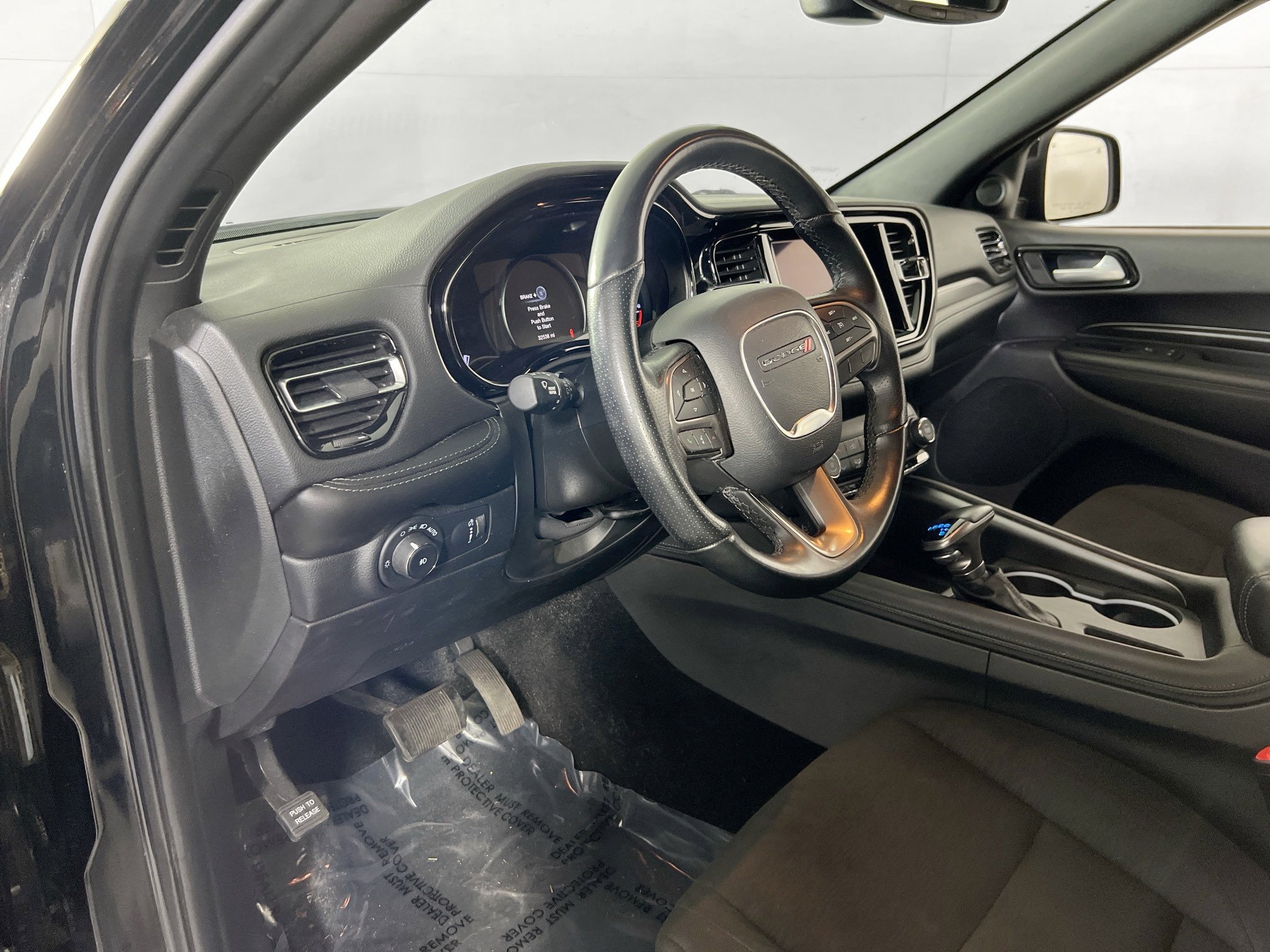Used 2022 Dodge Durango SXT w/ Blacktop Package image 9