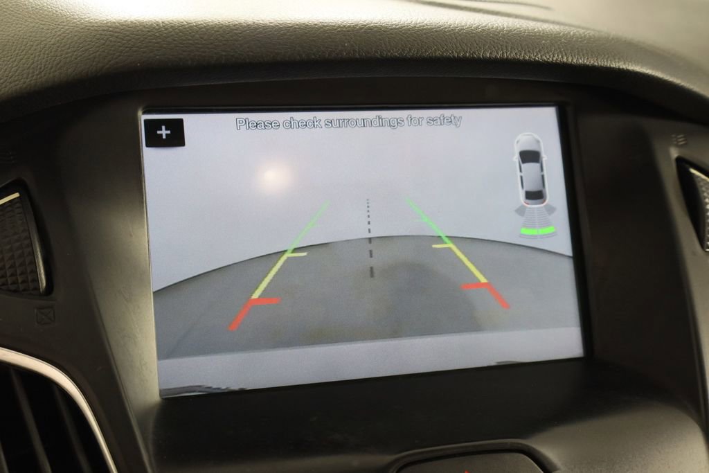Used 2018 Ford Focus Titanium image 37