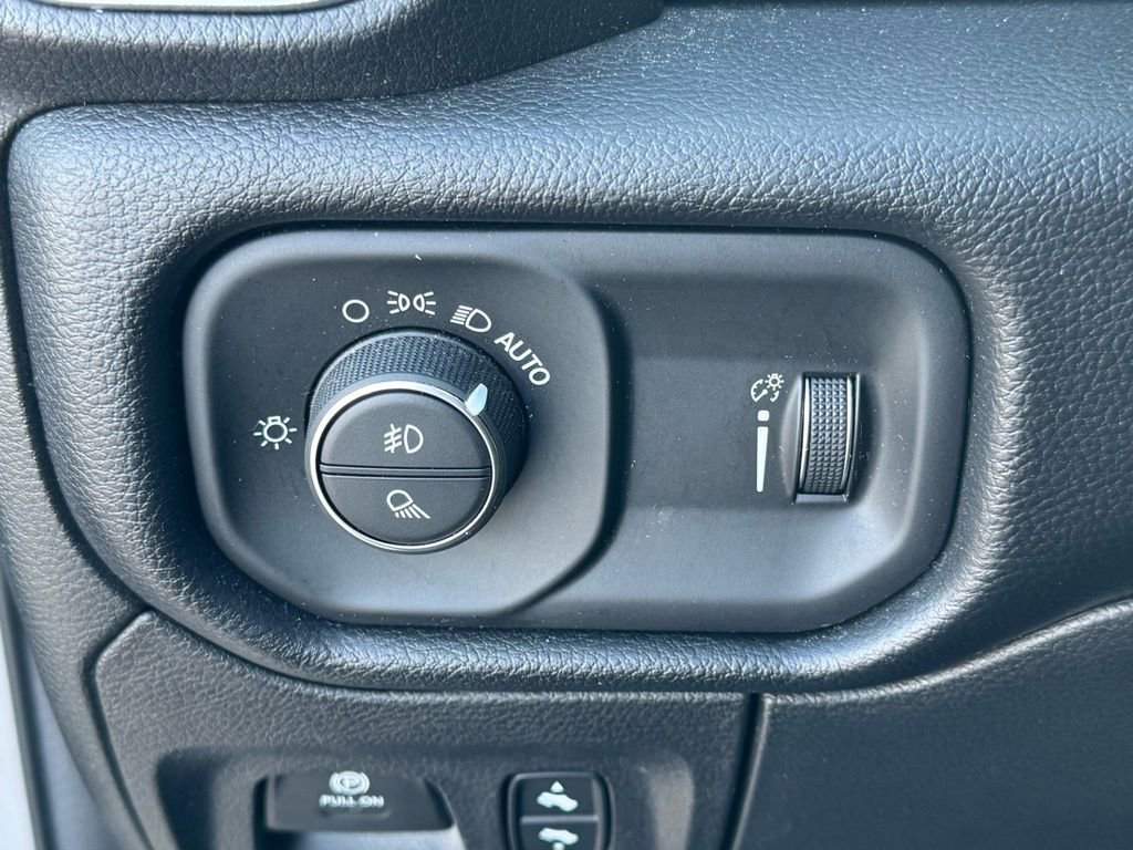 Used 2022 RAM 1500 Big Horn image 26