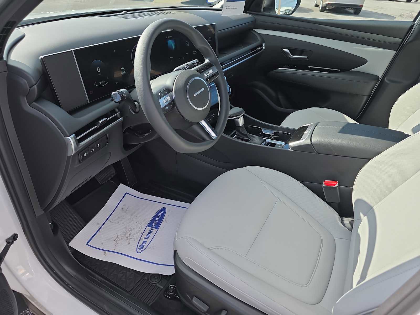 Used 2025 Hyundai Santa Cruz SEL image 14