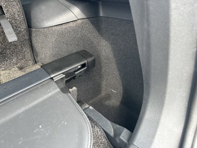 Used 2019 Volkswagen Tiguan SE w/ Panoramic Sunroof Package FWD image 10