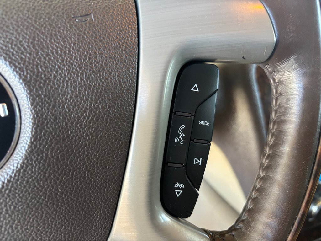 Used 2013 GMC Yukon XL Denali AWD/4WD image 9