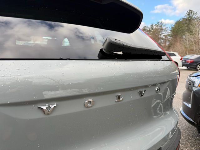 New 2026 Volvo XC40 B5 Plus w/ Protection Package Premier AWD/4WD image 28