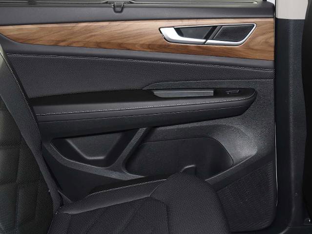 Used 2025 Volkswagen Atlas SE image 27