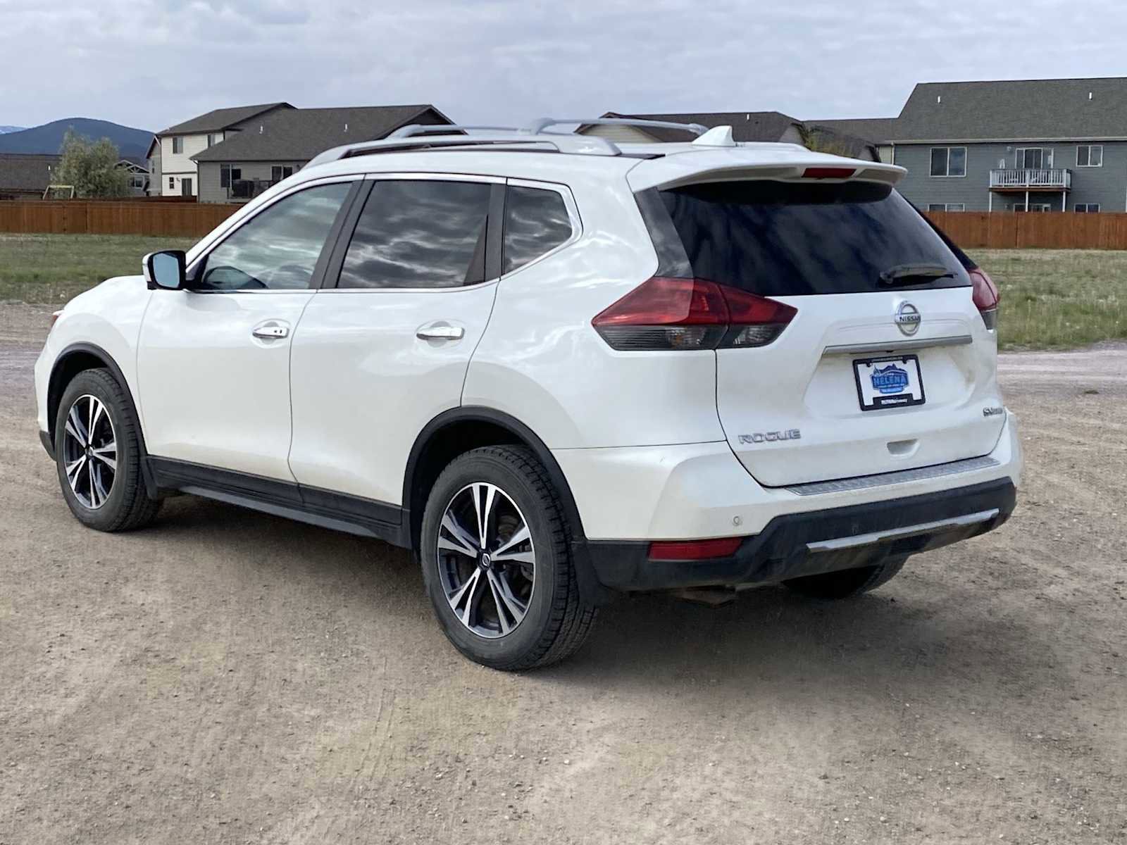 Used 2020 Nissan Rogue SV w/ Premium Package AWD/4WD image 12