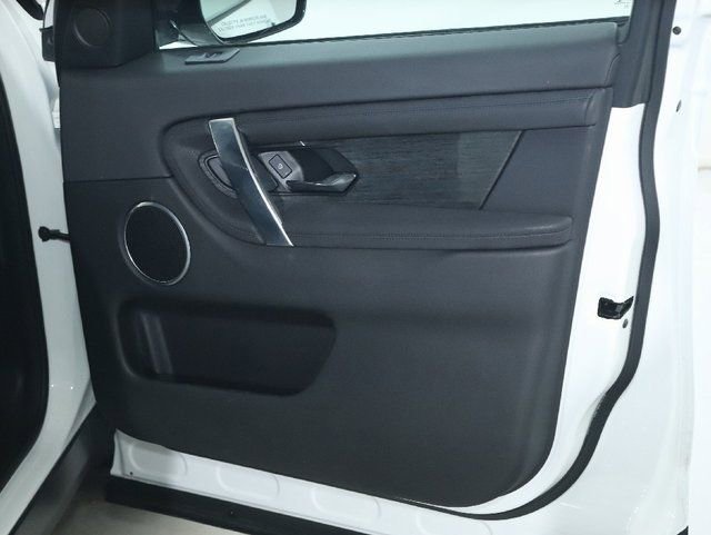 Used 2023 Land Rover Discovery Sport S image 35