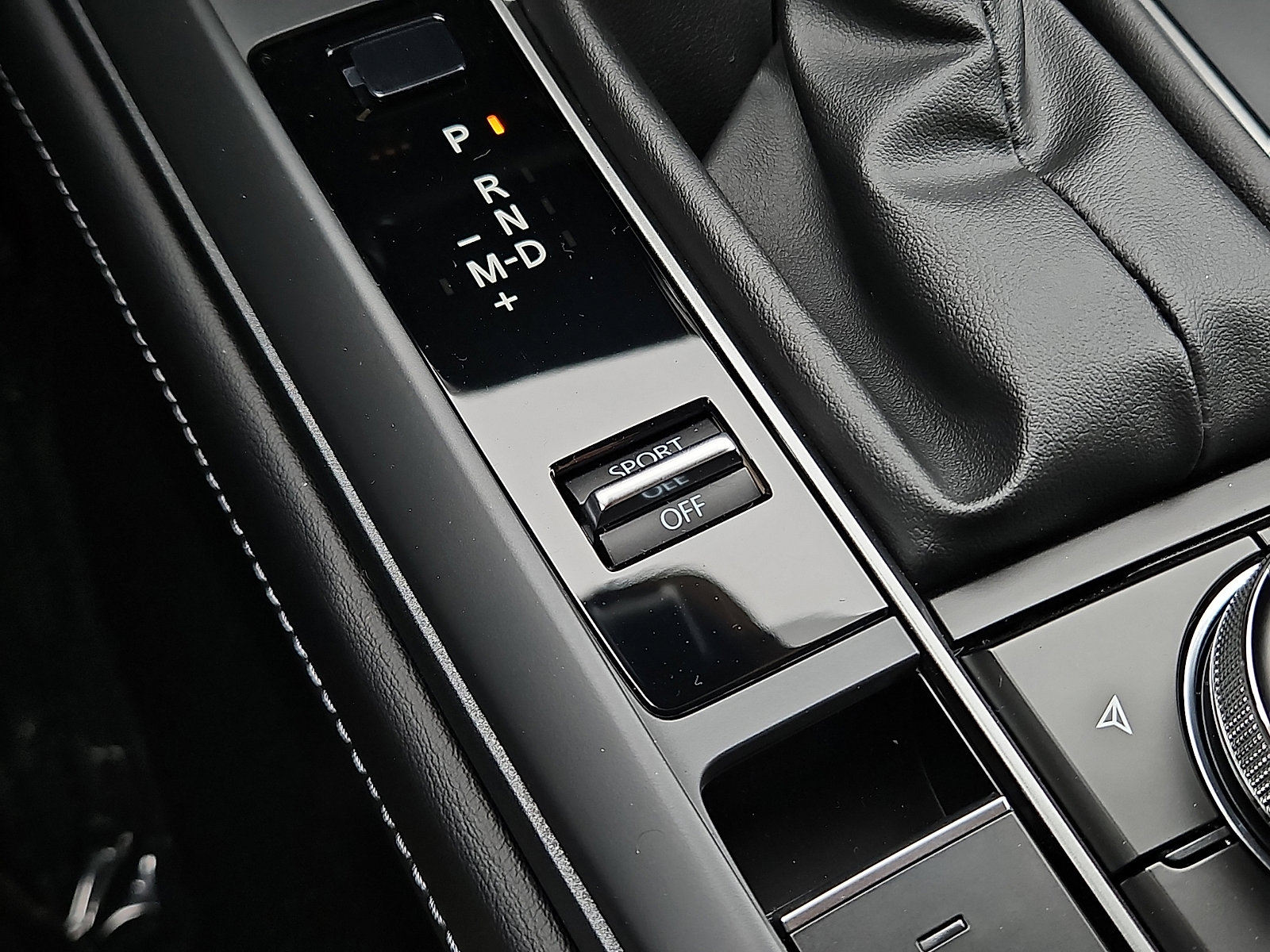 New 2026 MAZDA CX-30 AWD 2.5 S w/ Select Sport Pkg image 18