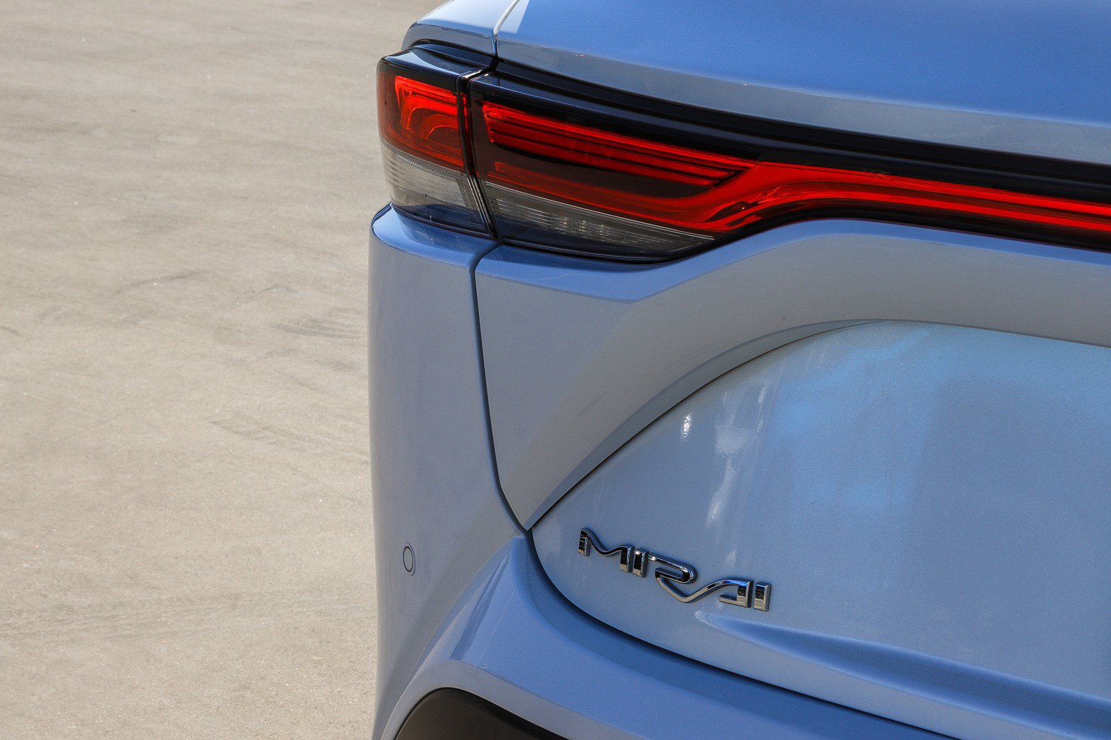 Used 2022 Toyota Mirai w/ Advanced Technology Package RWD image 12
