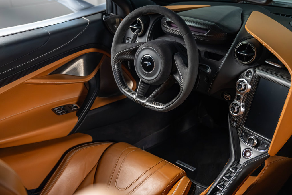 Used 2020 McLaren 720S Luxury RWD image 45