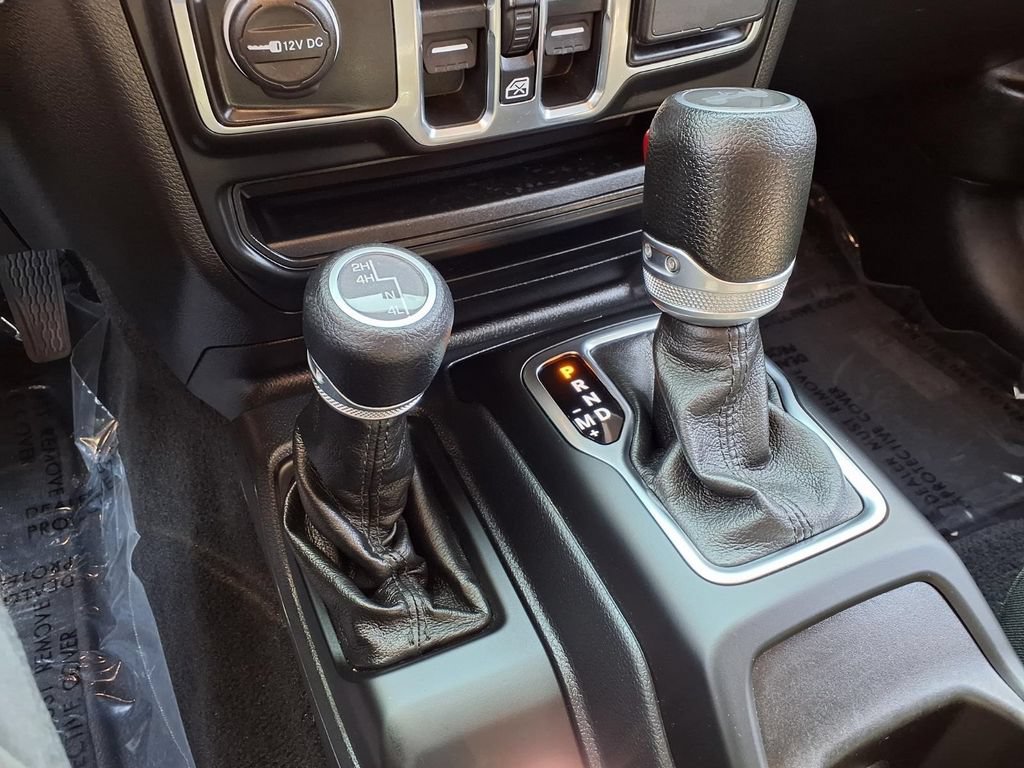 Used 2021 Jeep Wrangler Unlimited Sport AWD/4WD image 10