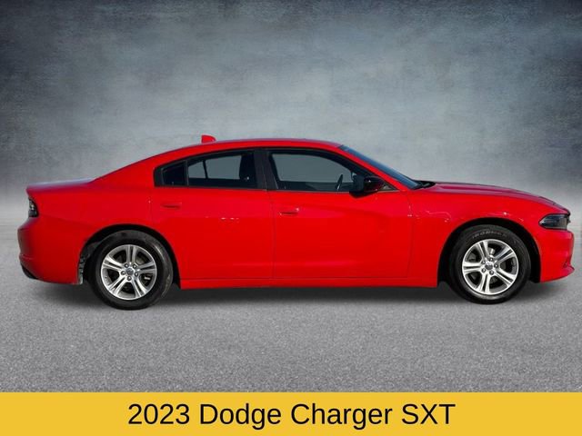 Used 2023 Dodge Charger SXT image 2