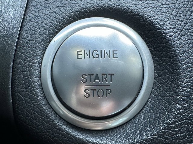 Used 2019 Mercedes-Benz GLC 300 4MATIC Coupe image 25