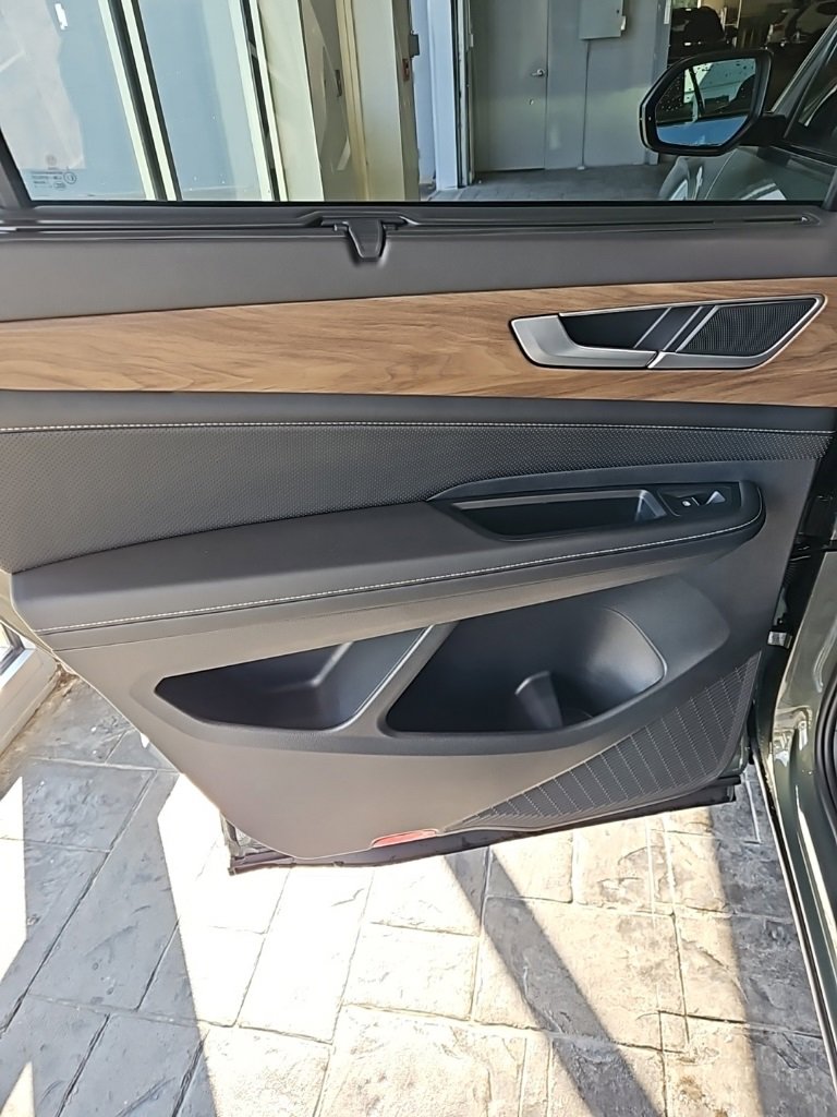 New 2026 Volkswagen Atlas SE image 23