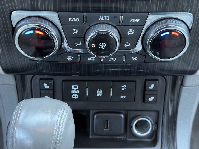 Used 2017 Chevrolet Traverse LT FWD image 20