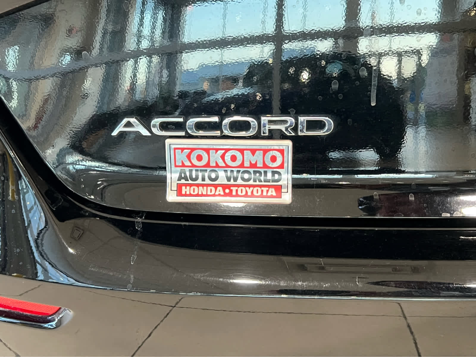 Used 2023 Honda Accord EX image 8