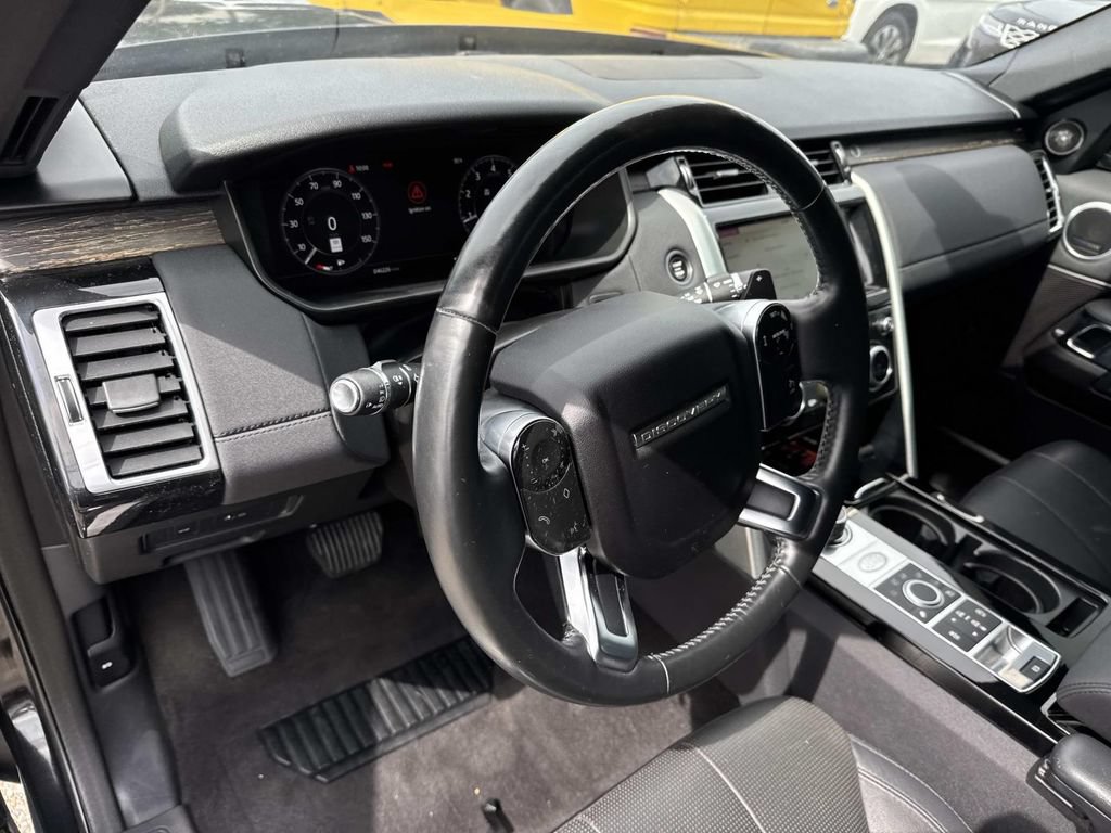 Used 2019 Land Rover Discovery HSE AWD/4WD image 20