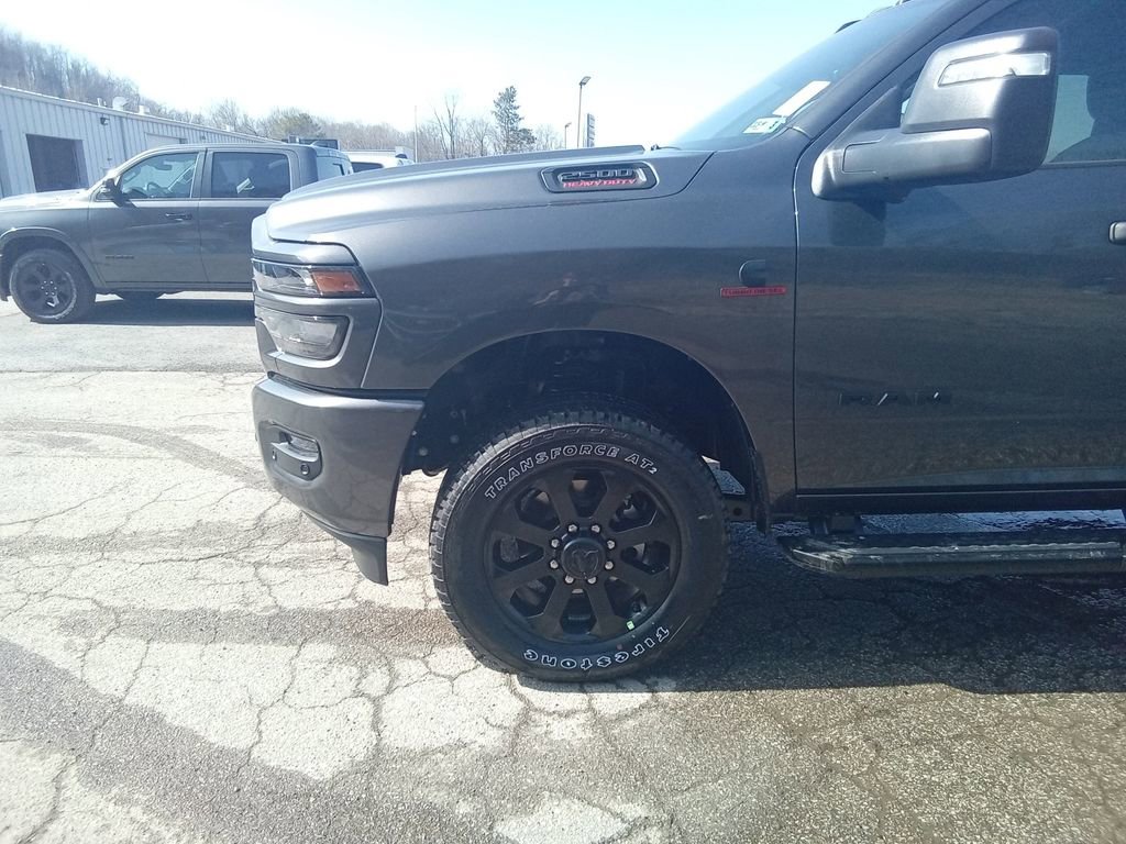New 2026 RAM 2500 Big Horn AWD/4WD image 8