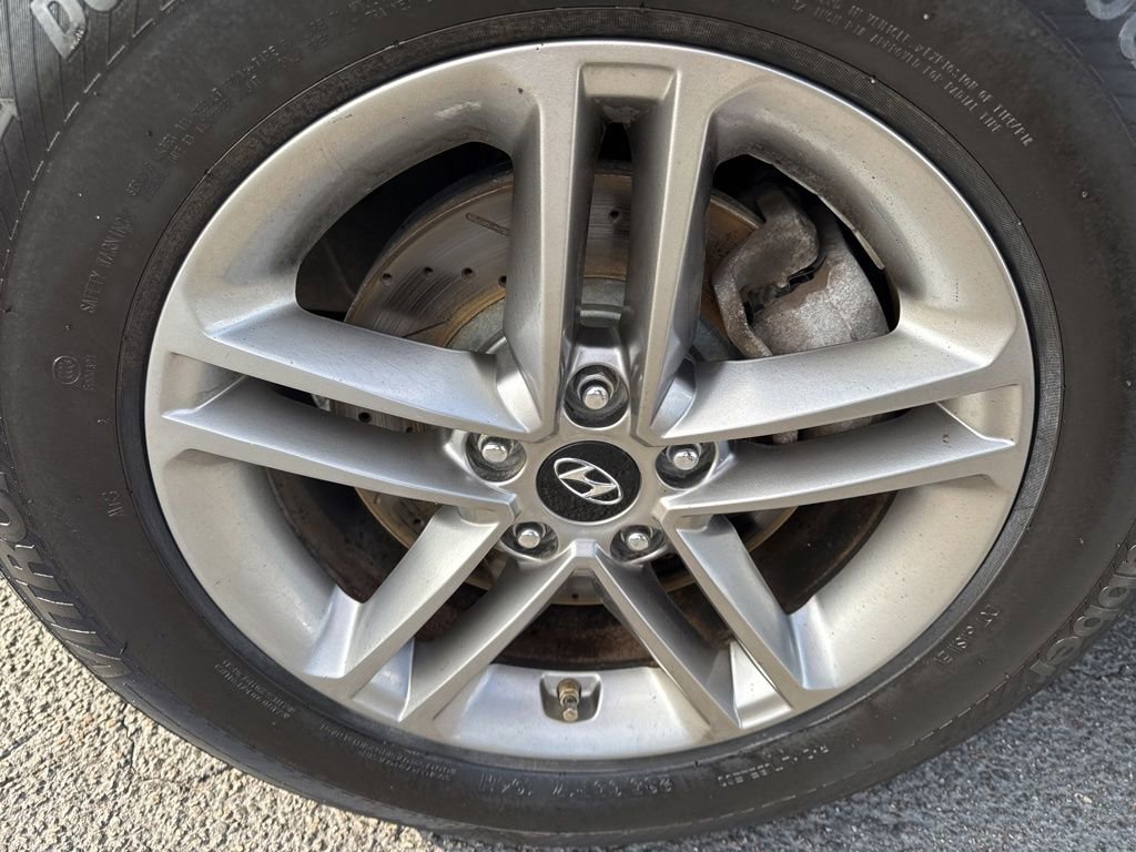 Used 2018 Hyundai Santa Fe Sport image 9