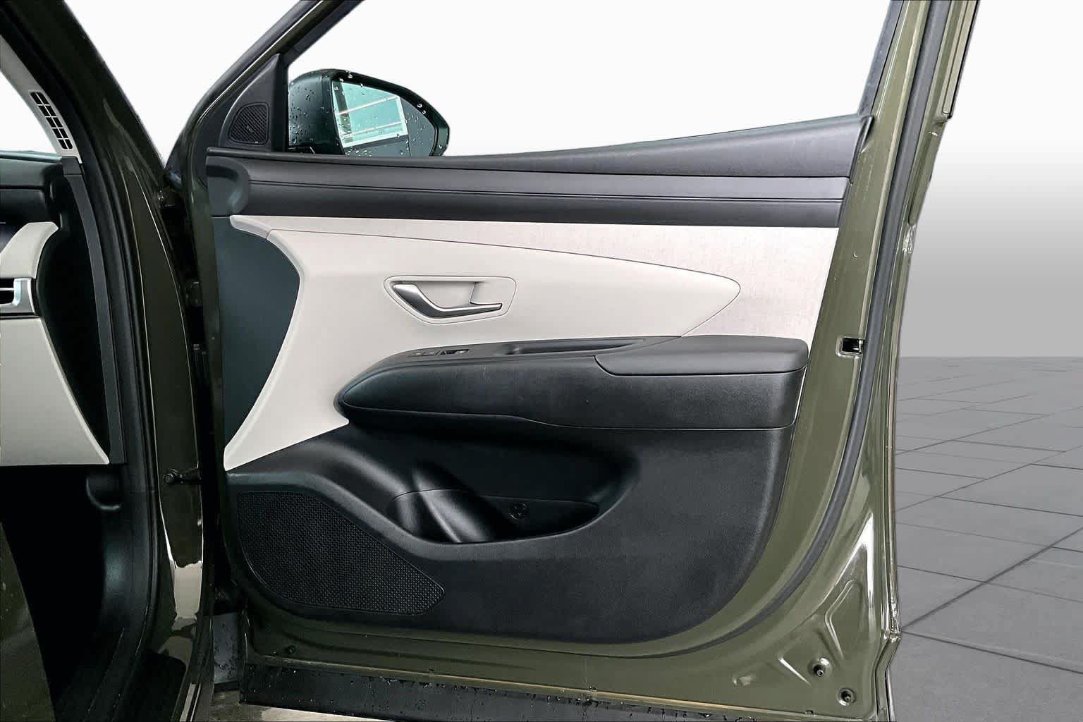 Used 2025 Hyundai Tucson SEL FWD image 20