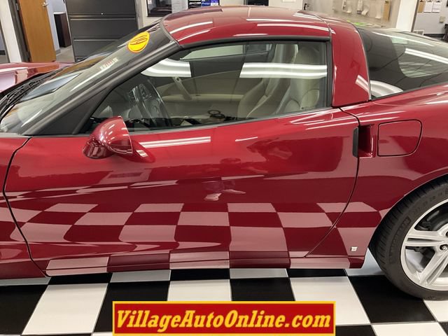 Used 2009 Chevrolet Corvette Coupe w/ Preferred Equipment Group RWD image 9