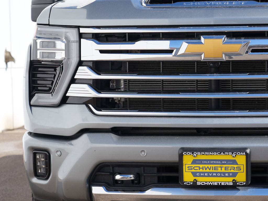 Used 2024 Chevrolet Silverado 2500 High Country w/ Z71 Off-Road Package image 9
