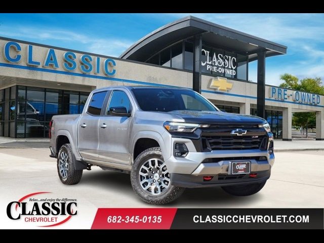 Used 2023 Chevrolet Colorado Z71 w/ Z71 Convenience Package 2