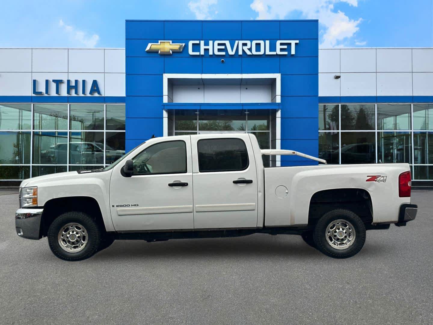 Used 2007 Chevrolet Silverado 2500 LT w/ Suspension Package, Off-Road AWD/4WD image 5