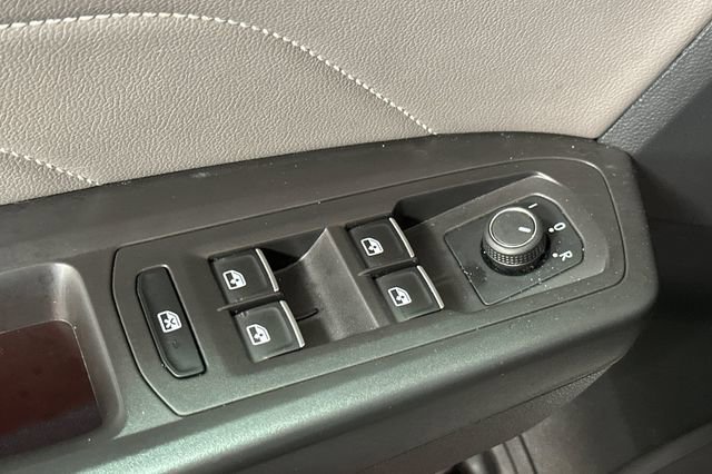 Certified 2023 Volkswagen Atlas SE w/ Panoramic Sunroof Package FWD image 14