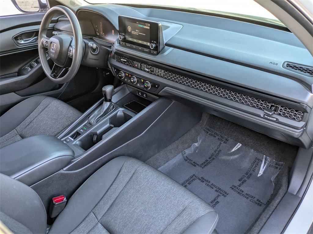 Used 2024 Honda Accord EX image 29